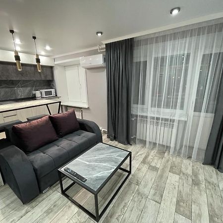 Люкс Академика Сатпаева 19 Apartment Pavlodar Luaran gambar