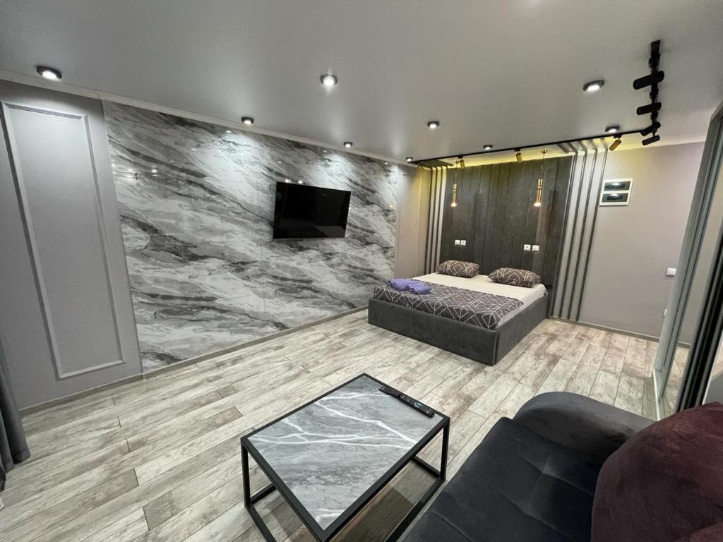Люкс Академика Сатпаева 19 Apartment Pavlodar Luaran gambar