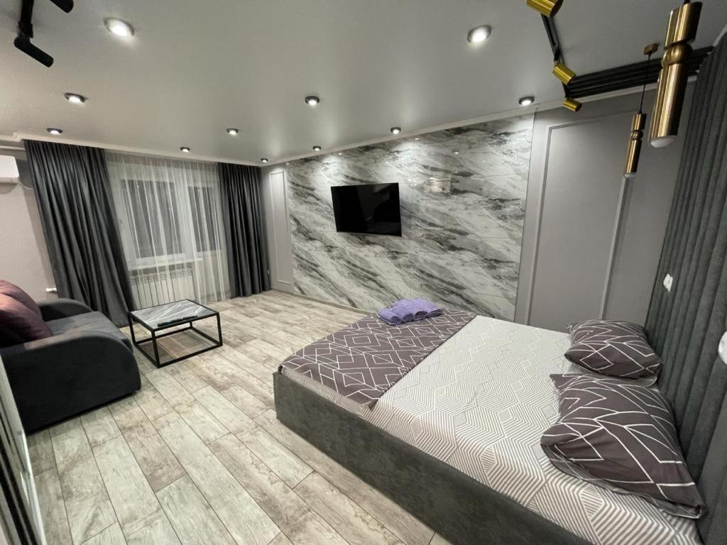 Люкс Академика Сатпаева 19 Apartment Pavlodar Luaran gambar