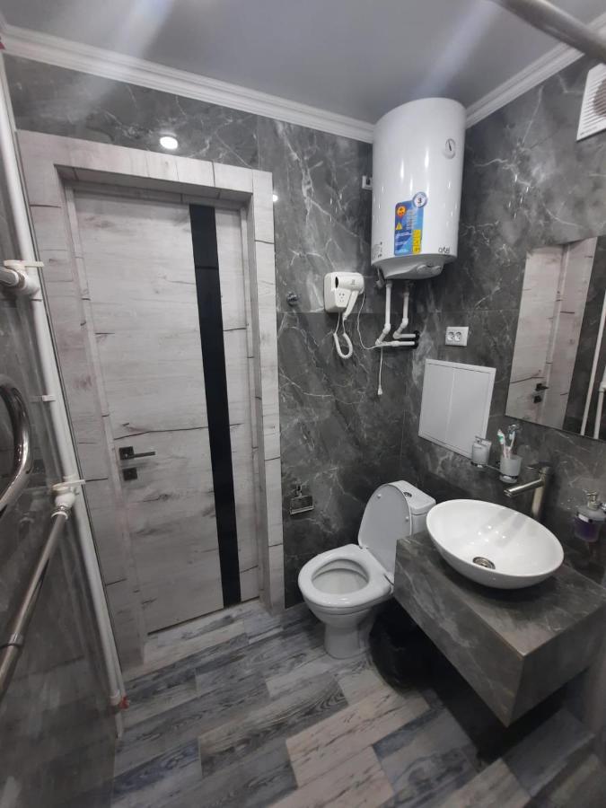 Люкс Академика Сатпаева 19 Apartment Pavlodar Luaran gambar