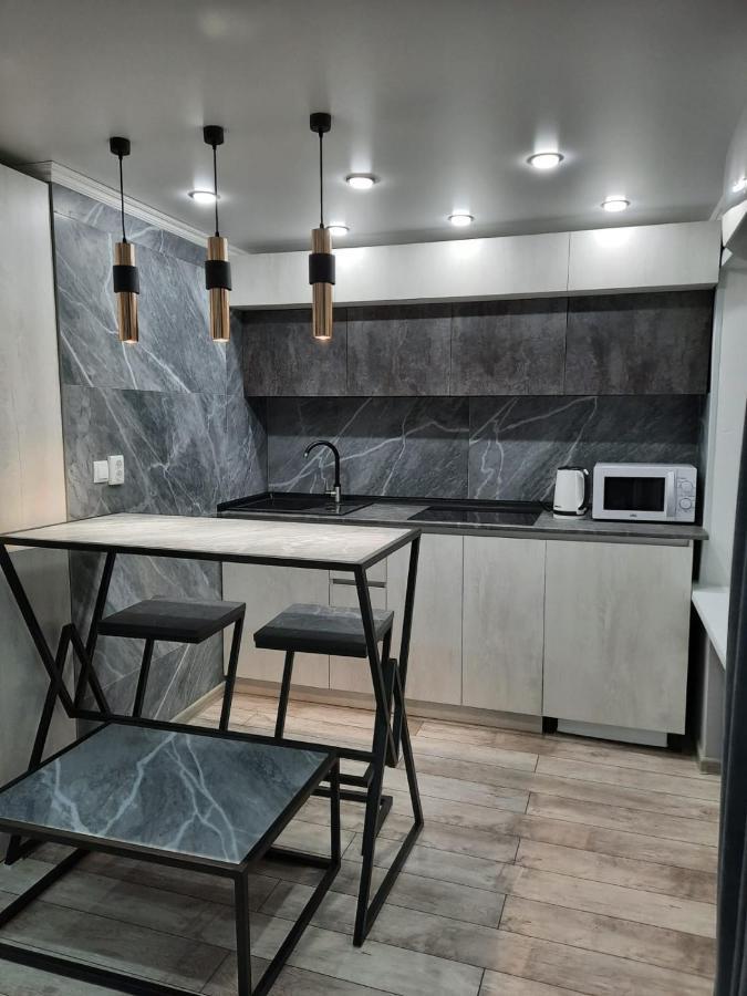 Люкс Академика Сатпаева 19 Apartment Pavlodar Luaran gambar